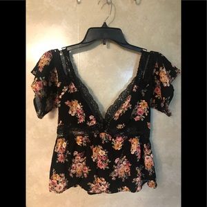 Floral top